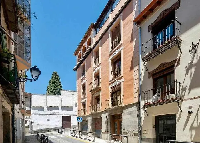 Luxe Haven In Διαμέρισμα