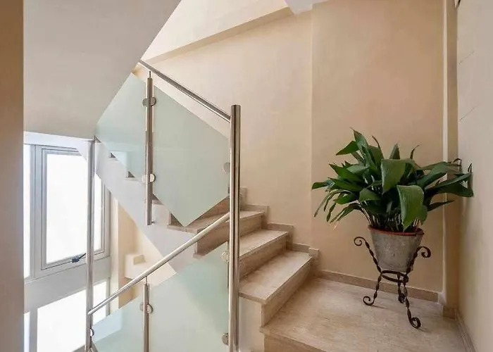 Luxe Haven In Γρανάδα